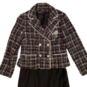 Bigio boucle wool skirt suit. Black,grey,white with silver piping. Size 10P. EUC